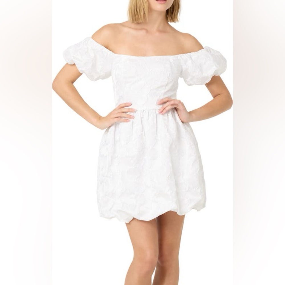 Astr White Off-Shoulder Mini Skirt Dress